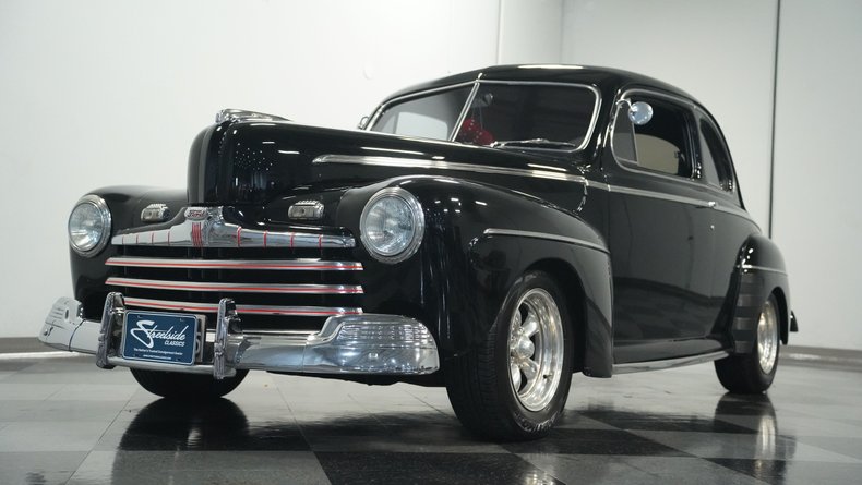 Unknown-Coupe-1946-Black-Red-and-Black-25