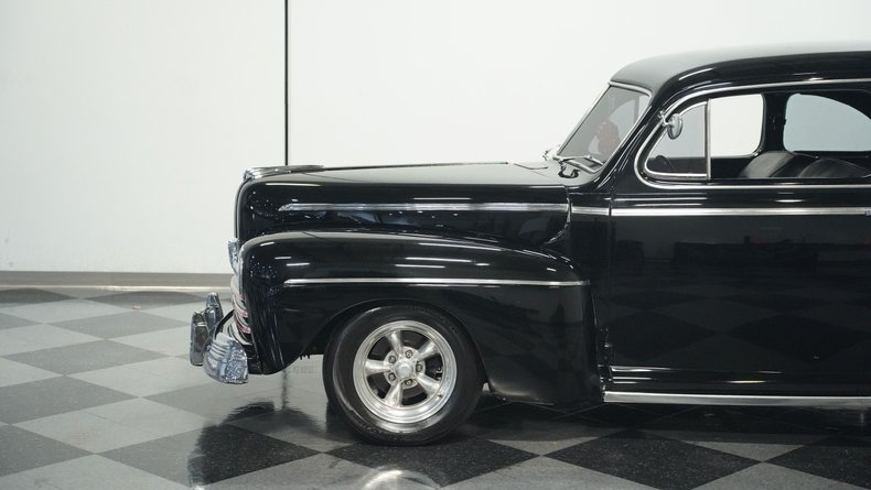 Unknown-Coupe-1946-Black-Red-and-Black-27