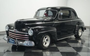 Unknown-Coupe-1946-Black-Red-and-Black-3