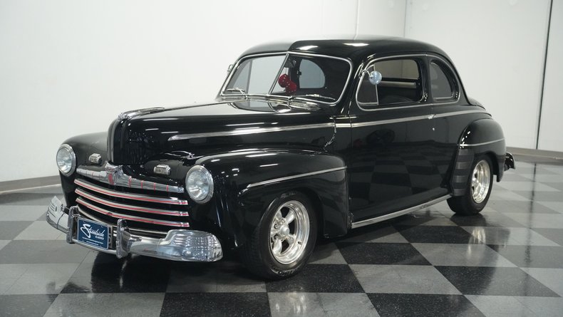 Unknown-Coupe-1946-Black-Red-and-Black-3