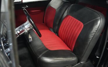 Unknown-Coupe-1946-Black-Red-and-Black-40