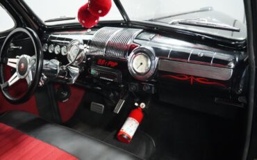 Unknown-Coupe-1946-Black-Red-and-Black-47