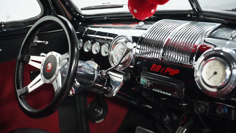 Unknown-Coupe-1946-Black-Red-and-Black-48