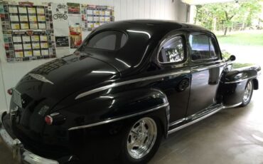 Unknown-Coupe-1947-Black-Red-12
