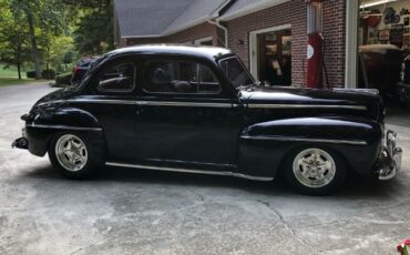 Unknown-Coupe-1947-Black-Red-15