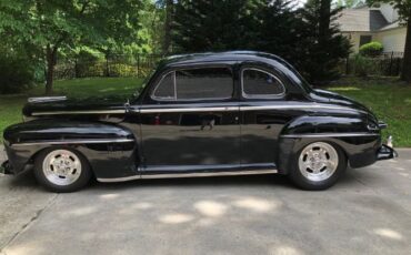 Unknown-Coupe-1947-Black-Red-19