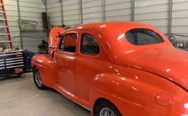 Unknown-Coupe-1947-Orange-5