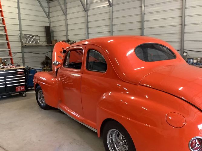 Unknown-Coupe-1947-Orange-5