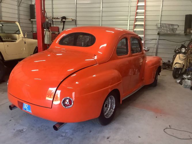 Unknown-Coupe-1947-Orange