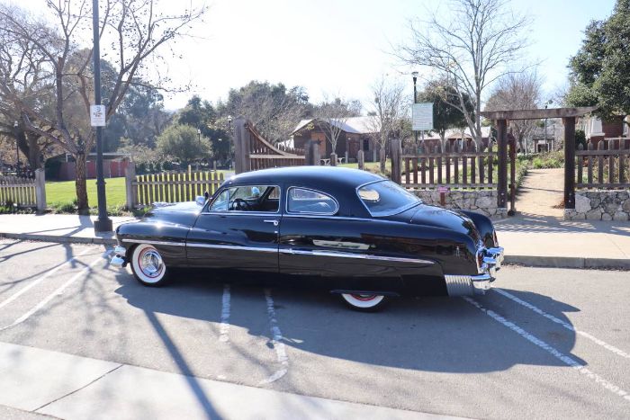 Unknown-Coupe-1951-Black