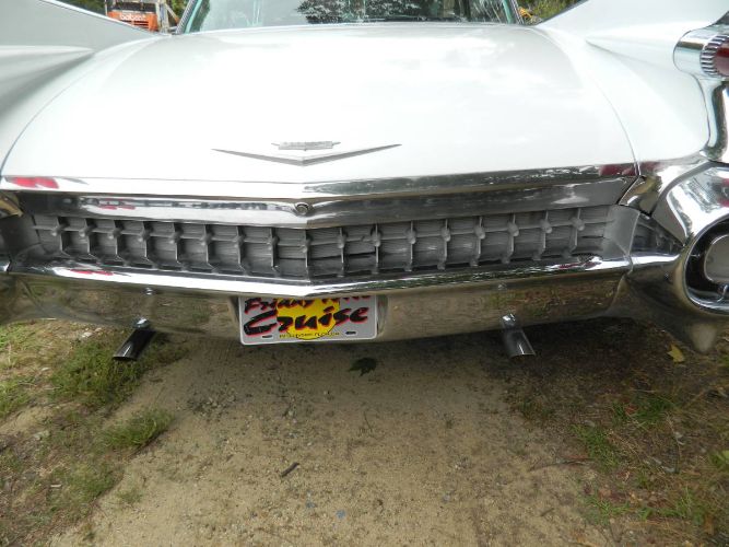 Unknown-Coupe-deville-1959-White-19