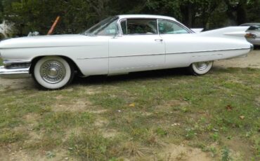 Unknown-Coupe-deville-1959-White-2