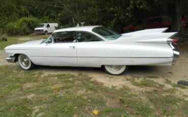 Unknown-Coupe-deville-1959-White-20