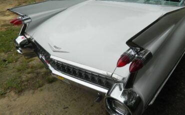 Unknown-Coupe-deville-1959-White-5