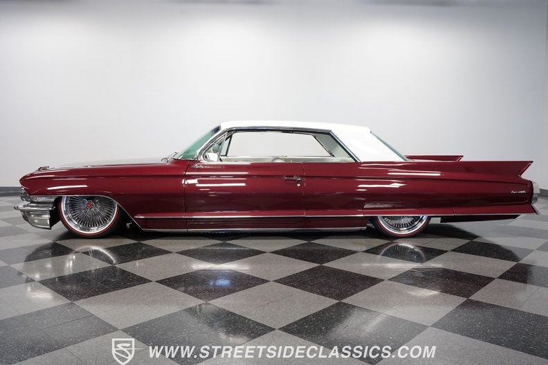 Unknown-Coupe-deville-1962-Burgundy-Metallic-White-1
