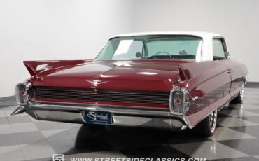 Unknown-Coupe-deville-1962-Burgundy-Metallic-White-11