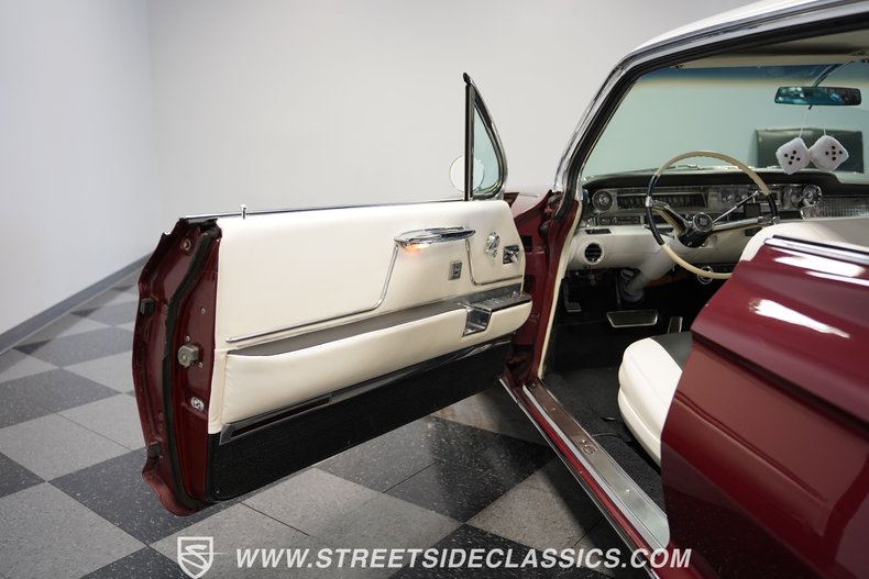 Unknown-Coupe-deville-1962-Burgundy-Metallic-White-12