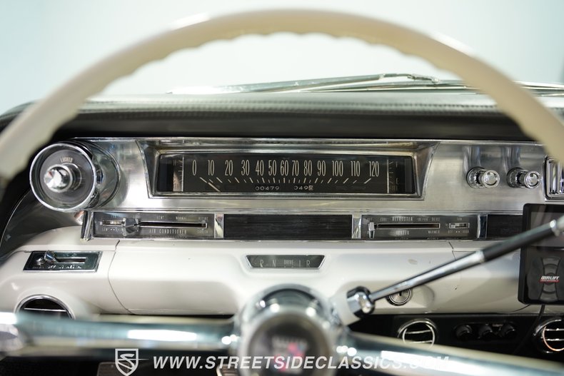 Unknown-Coupe-deville-1962-Burgundy-Metallic-White-18