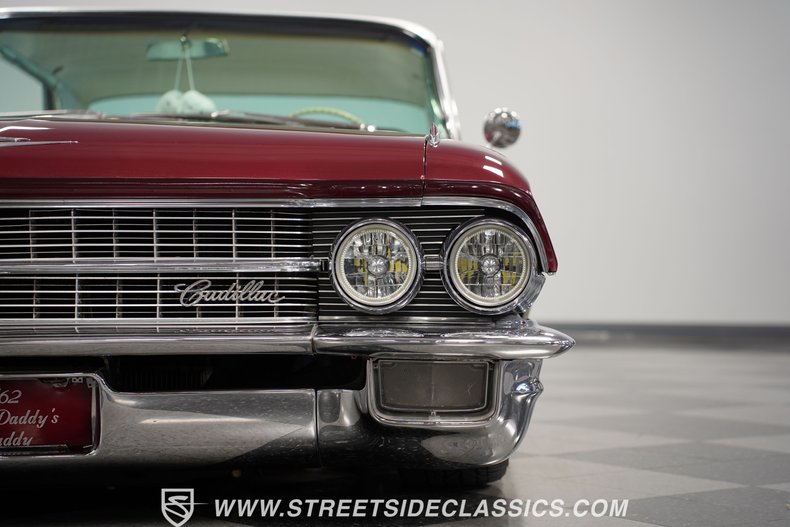 Unknown-Coupe-deville-1962-Burgundy-Metallic-White-32