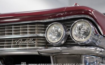 Unknown-Coupe-deville-1962-Burgundy-Metallic-White-33