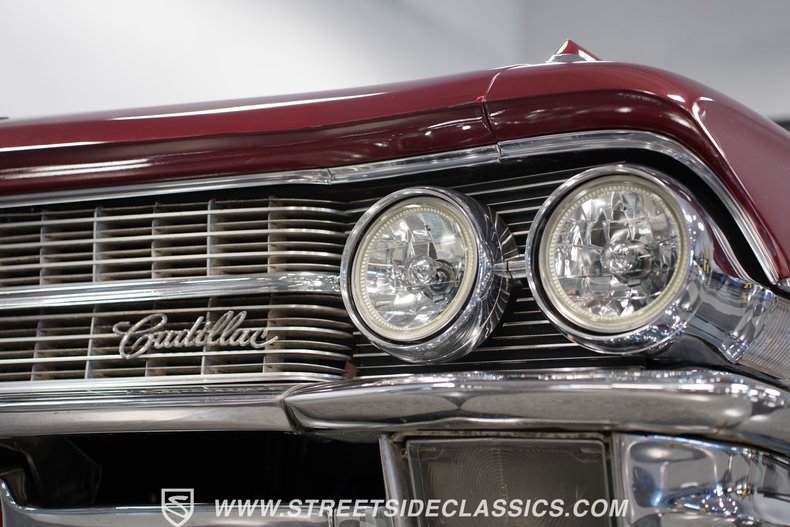 Unknown-Coupe-deville-1962-Burgundy-Metallic-White-33