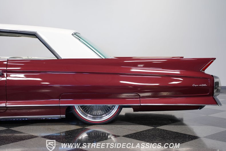 Unknown-Coupe-deville-1962-Burgundy-Metallic-White-37