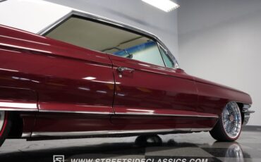Unknown-Coupe-deville-1962-Burgundy-Metallic-White-41