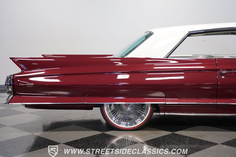 Unknown-Coupe-deville-1962-Burgundy-Metallic-White-42