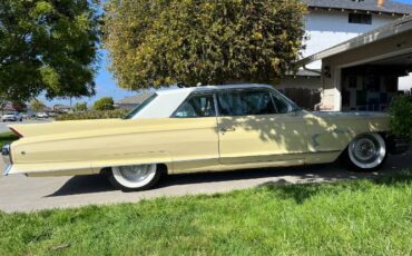 Unknown-Coupe-deville-1962-Yellow-2