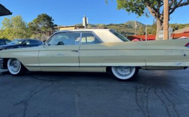 Unknown-Coupe-deville-1962-Yellow-4