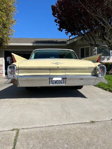 Unknown-Coupe-deville-1962-Yellow-8