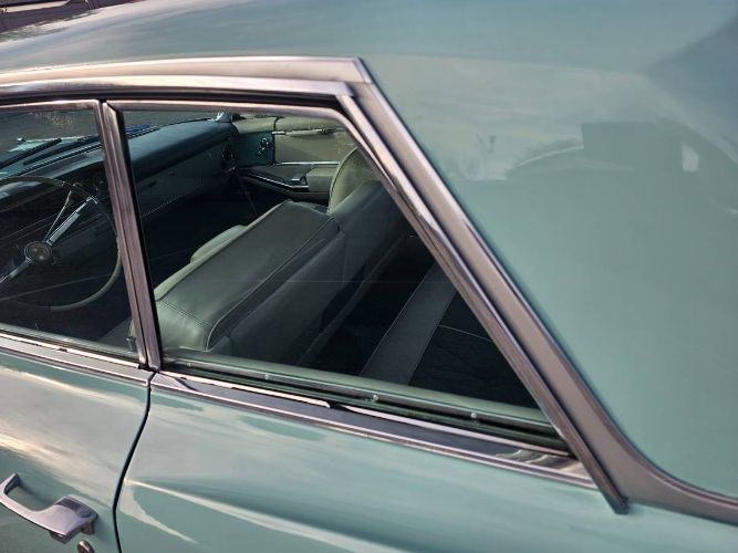 Unknown-Coupe-deville-1964-Robin039s-egg-blue-16
