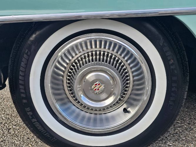 Unknown-Coupe-deville-1964-Robin039s-egg-blue-19