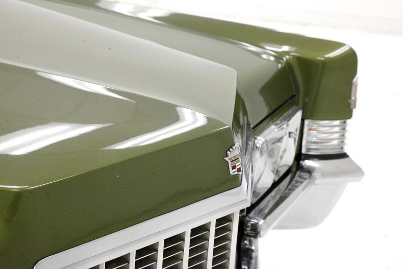 Unknown-Coupe-deville-1970-Bayberry-Metallic-Gold-1