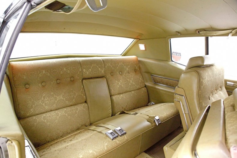 Unknown-Coupe-deville-1970-Bayberry-Metallic-Gold-19