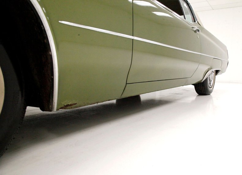 Unknown-Coupe-deville-1970-Bayberry-Metallic-Gold-3