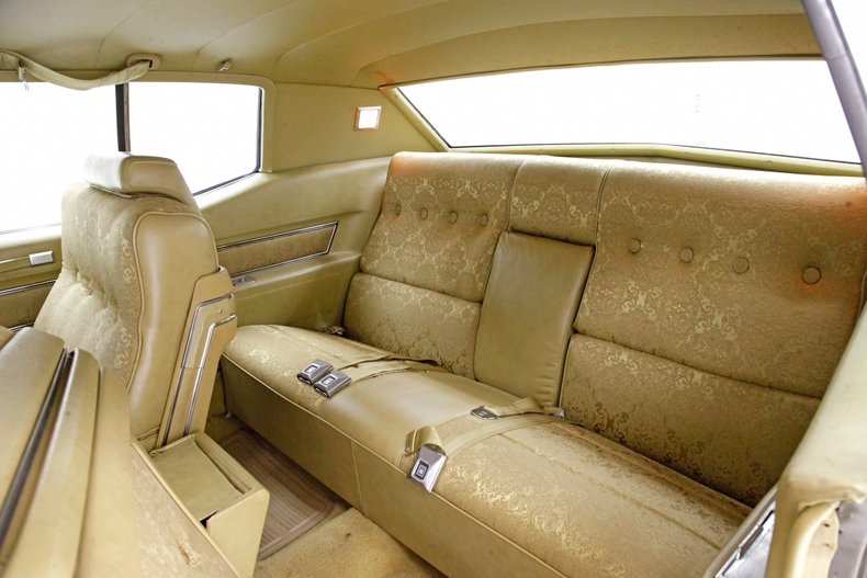 Unknown-Coupe-deville-1970-Bayberry-Metallic-Gold-30