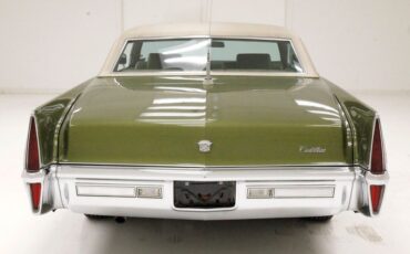 Unknown-Coupe-deville-1970-Bayberry-Metallic-Gold-38