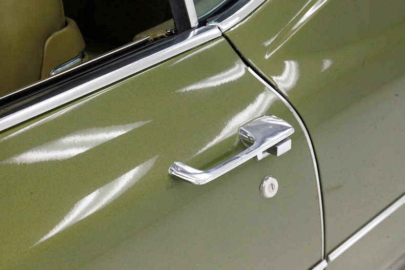 Unknown-Coupe-deville-1970-Bayberry-Metallic-Gold-4