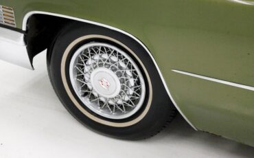 Unknown-Coupe-deville-1970-Bayberry-Metallic-Gold-49