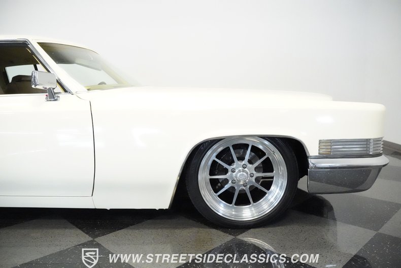 Unknown-Coupe-deville-1970-Cotillion-White-Tan-10