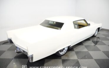 Unknown-Coupe-deville-1970-Cotillion-White-Tan-15