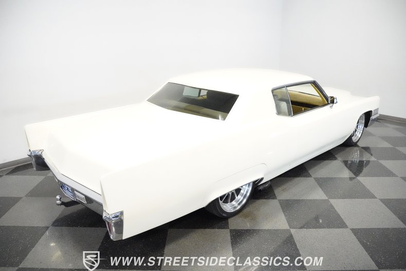 Unknown-Coupe-deville-1970-Cotillion-White-Tan-15