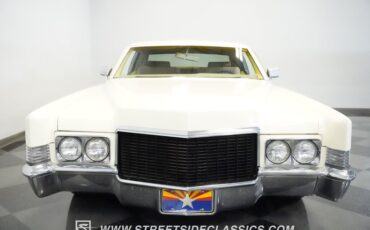 Unknown-Coupe-deville-1970-Cotillion-White-Tan-19