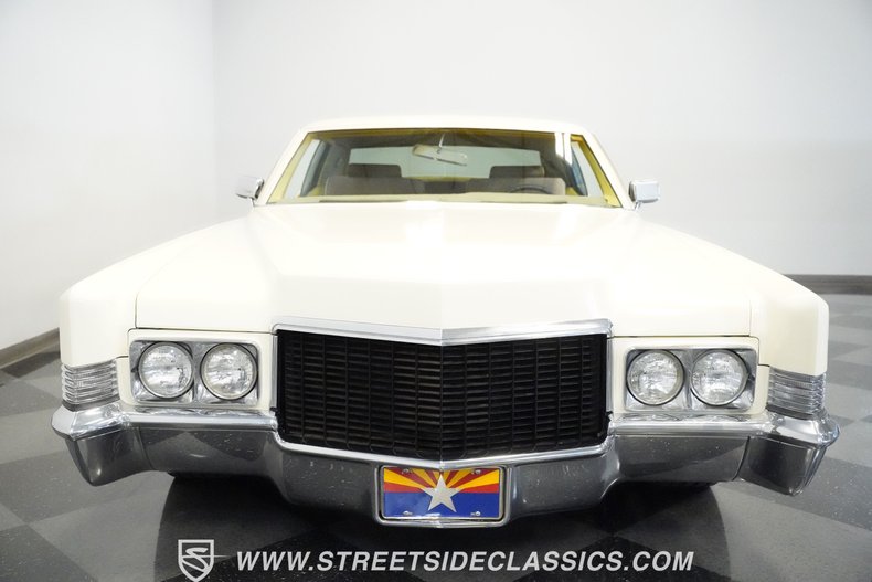 Unknown-Coupe-deville-1970-Cotillion-White-Tan-19