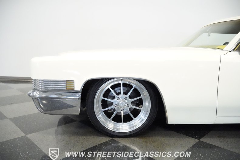 Unknown-Coupe-deville-1970-Cotillion-White-Tan-25