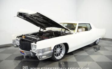 Unknown-Coupe-deville-1970-Cotillion-White-Tan-28
