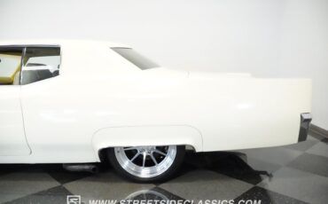 Unknown-Coupe-deville-1970-Cotillion-White-Tan-3