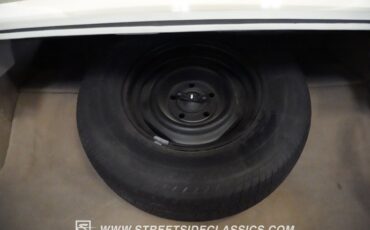 Unknown-Coupe-deville-1970-Cotillion-White-Tan-34