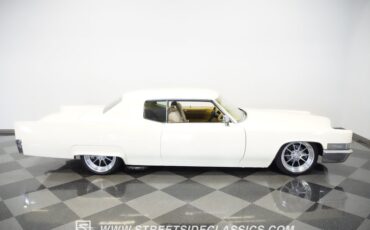 Unknown-Coupe-deville-1970-Cotillion-White-Tan-39